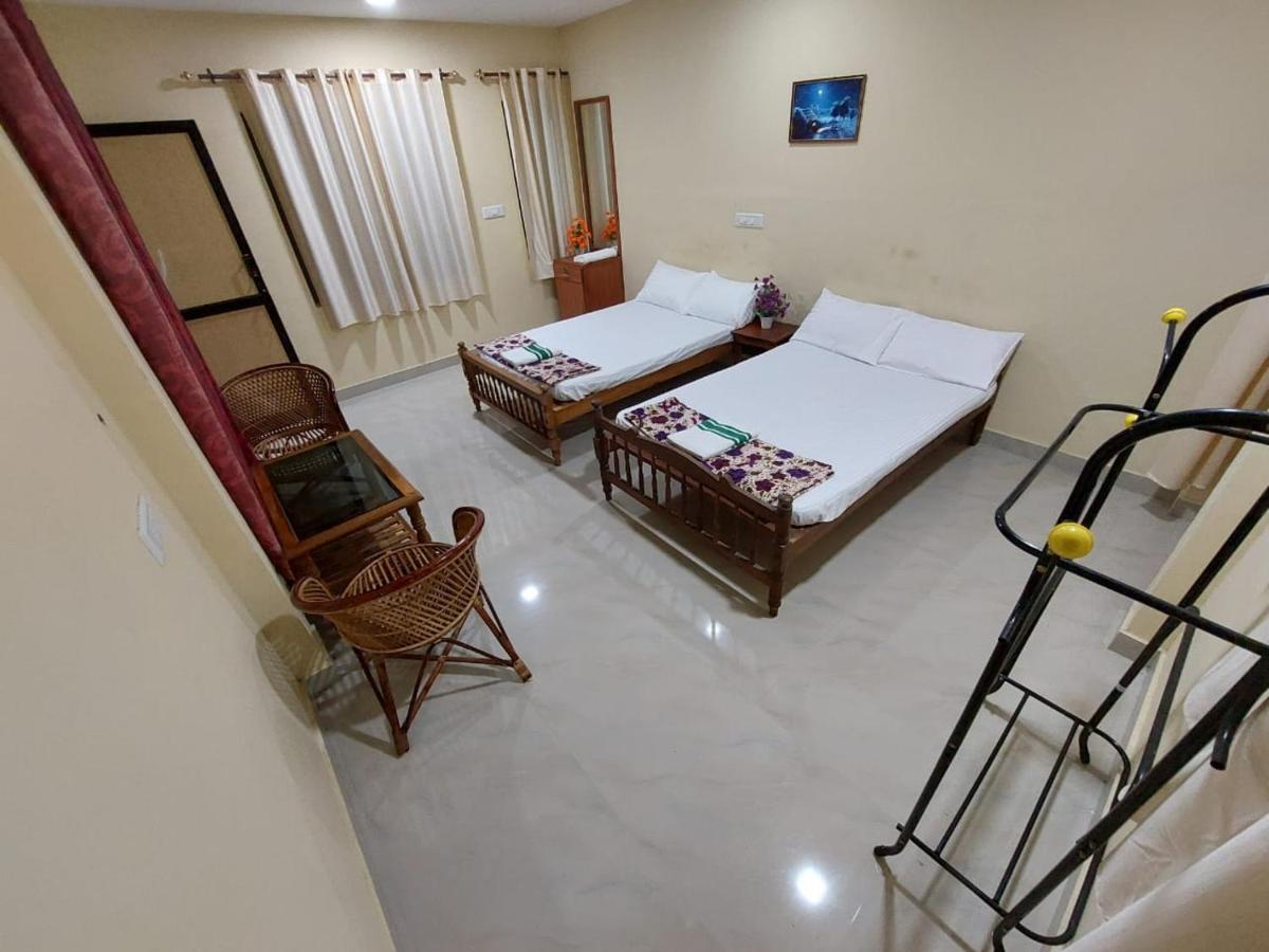 The Banyan Hut Apartment Thiruvananthapuram Екстериор снимка